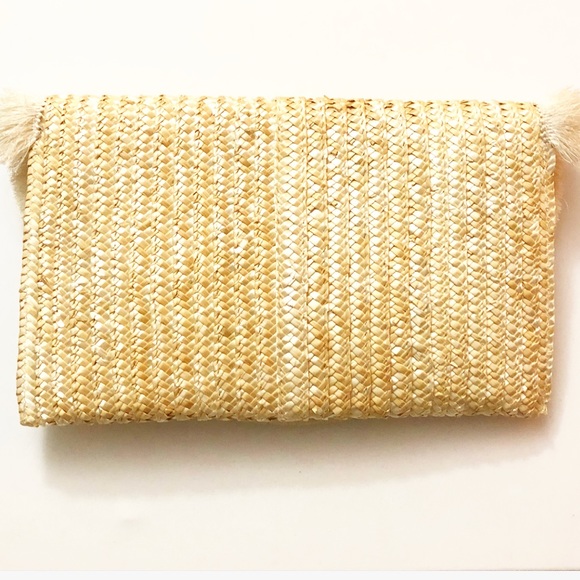 New #Straw Fringe Pom Pom Clutch - Picture 3 of 8